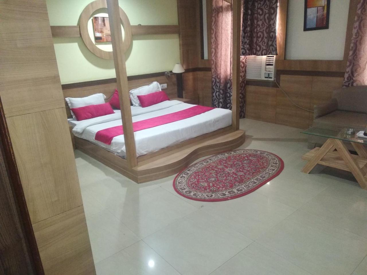 Hotel Jagdamba Katra  Luaran gambar